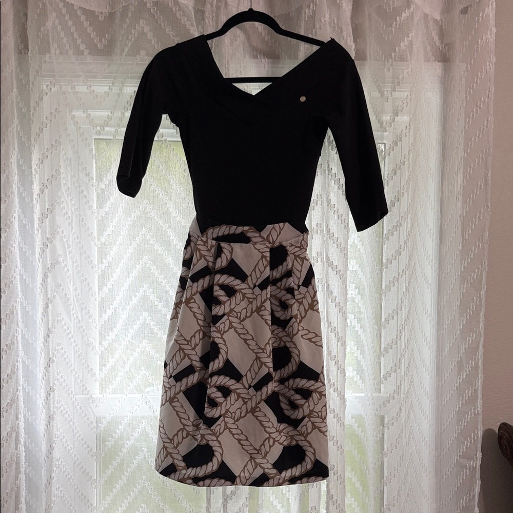 Rinascimento Elegant Black and White Patterned Dress